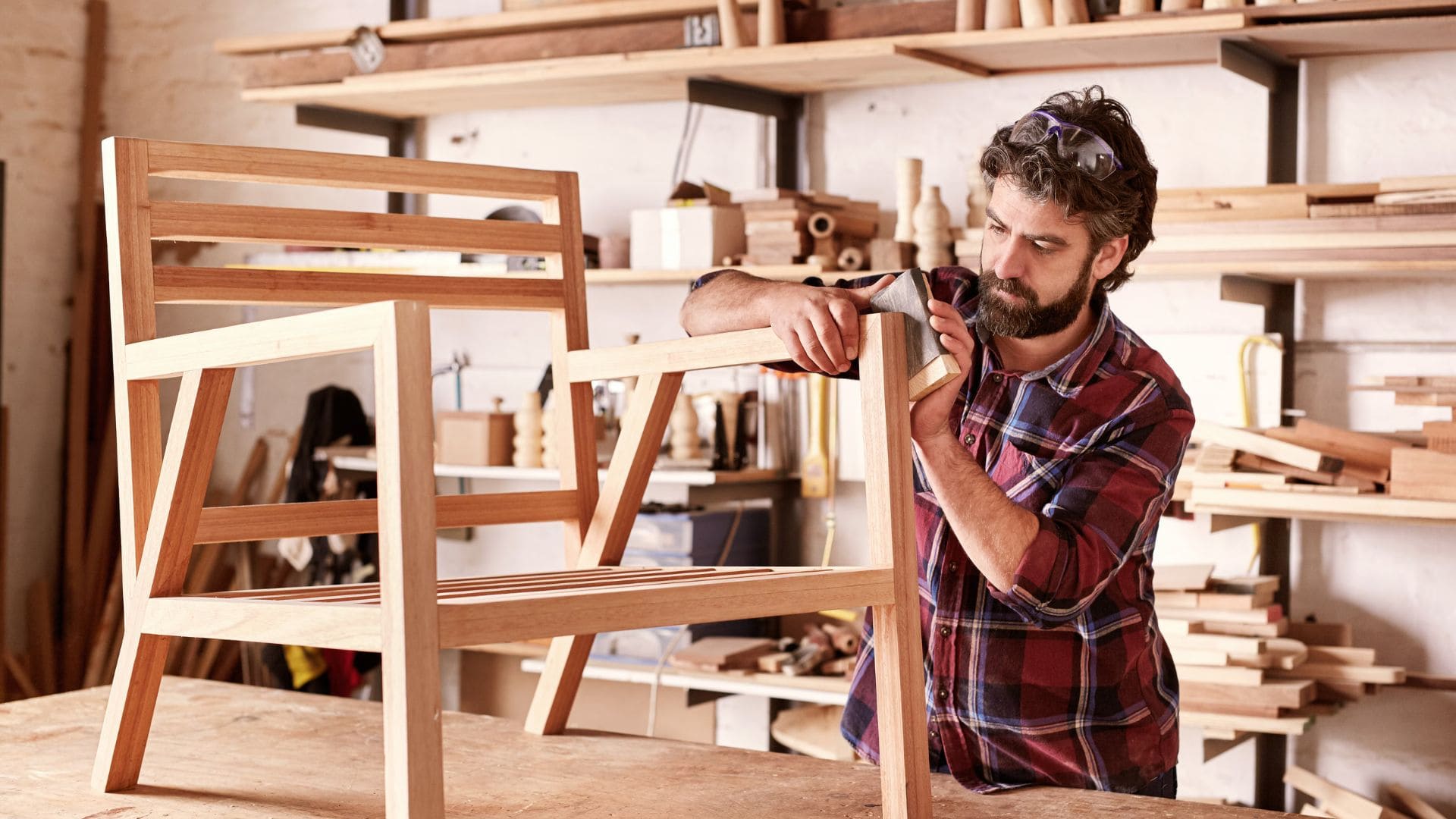 calcular costes de fabricacion de muebles
